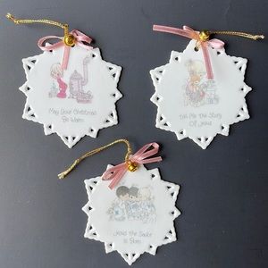 🎄Set of 3 Vintage Snowflake Precious Moments Ornaments
